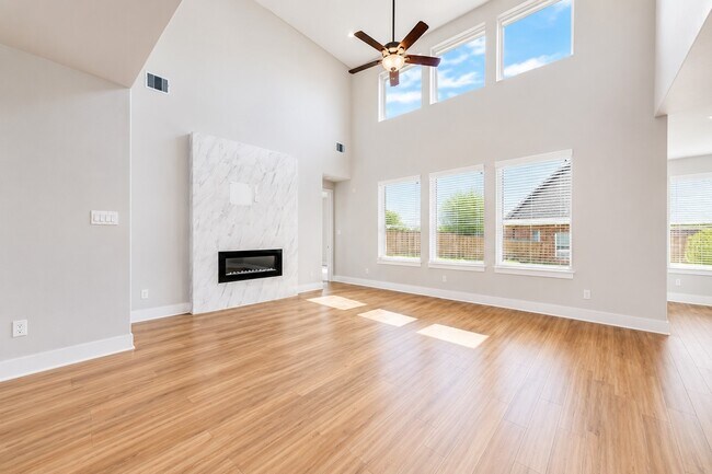 Building Photo - 13602 Hartwell Bnd Dr