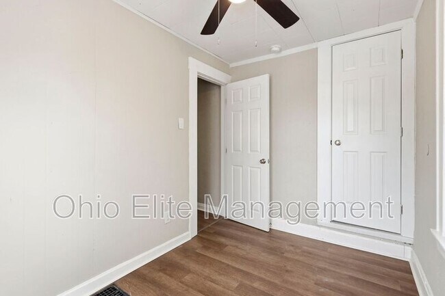 Building Photo - 785 S 18th St