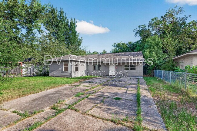 Building Photo - 5910 Southtown St