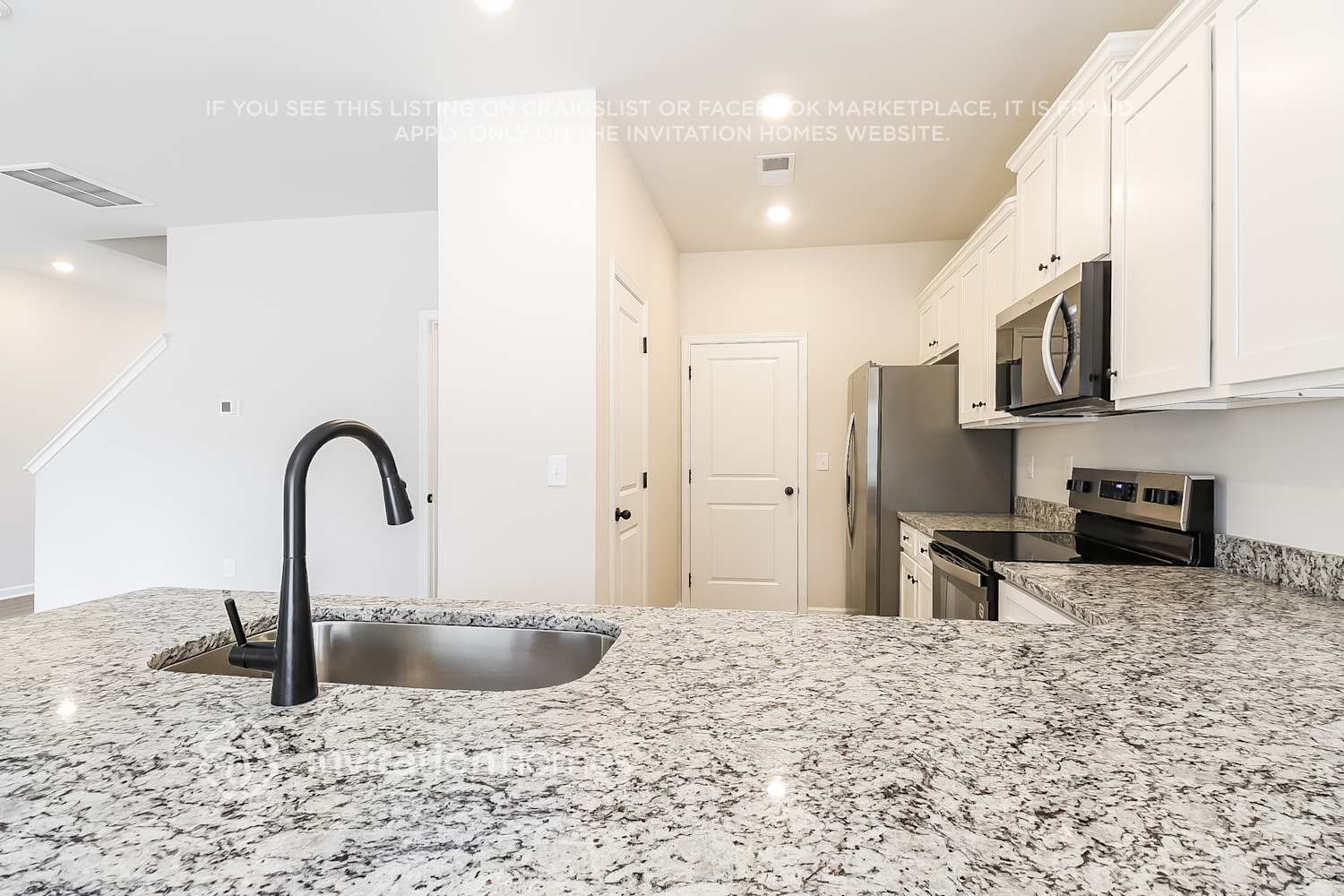 Building Photo - 3439 Saddlebred Dr