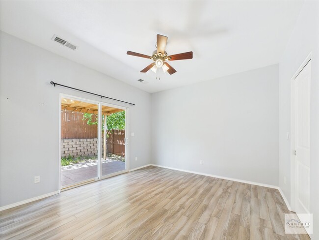 Building Photo - Bright & Airy | Spacious Kitchen, A/C & Ga...
