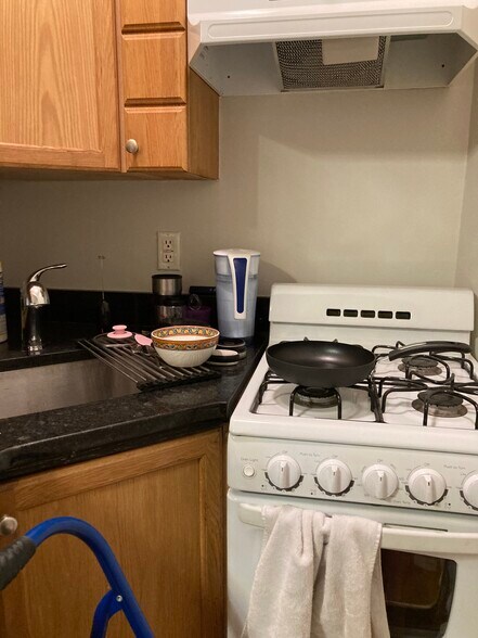 Building Photo - 51 Hemenway St