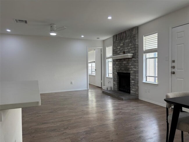 Building Photo - 8402 Priest River Dr