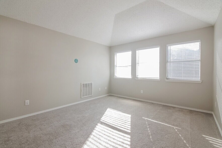 Building Photo - 4632 Buffalo Bend Pl