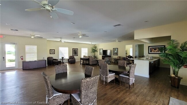 Building Photo - 1260 Stone Ridge Cir