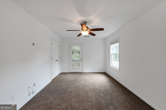 Building Photo - 1079 Sims St SW