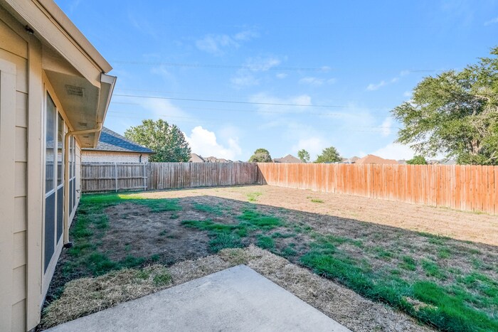 Building Photo - 1724 Green Terrace Dr