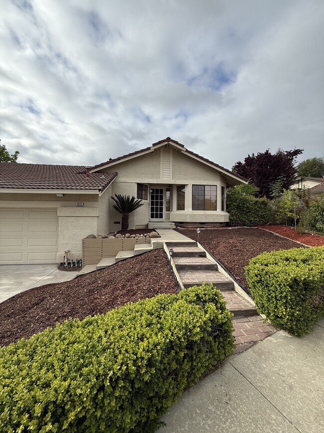 Primary Photo - 3433 Coltwood Ct