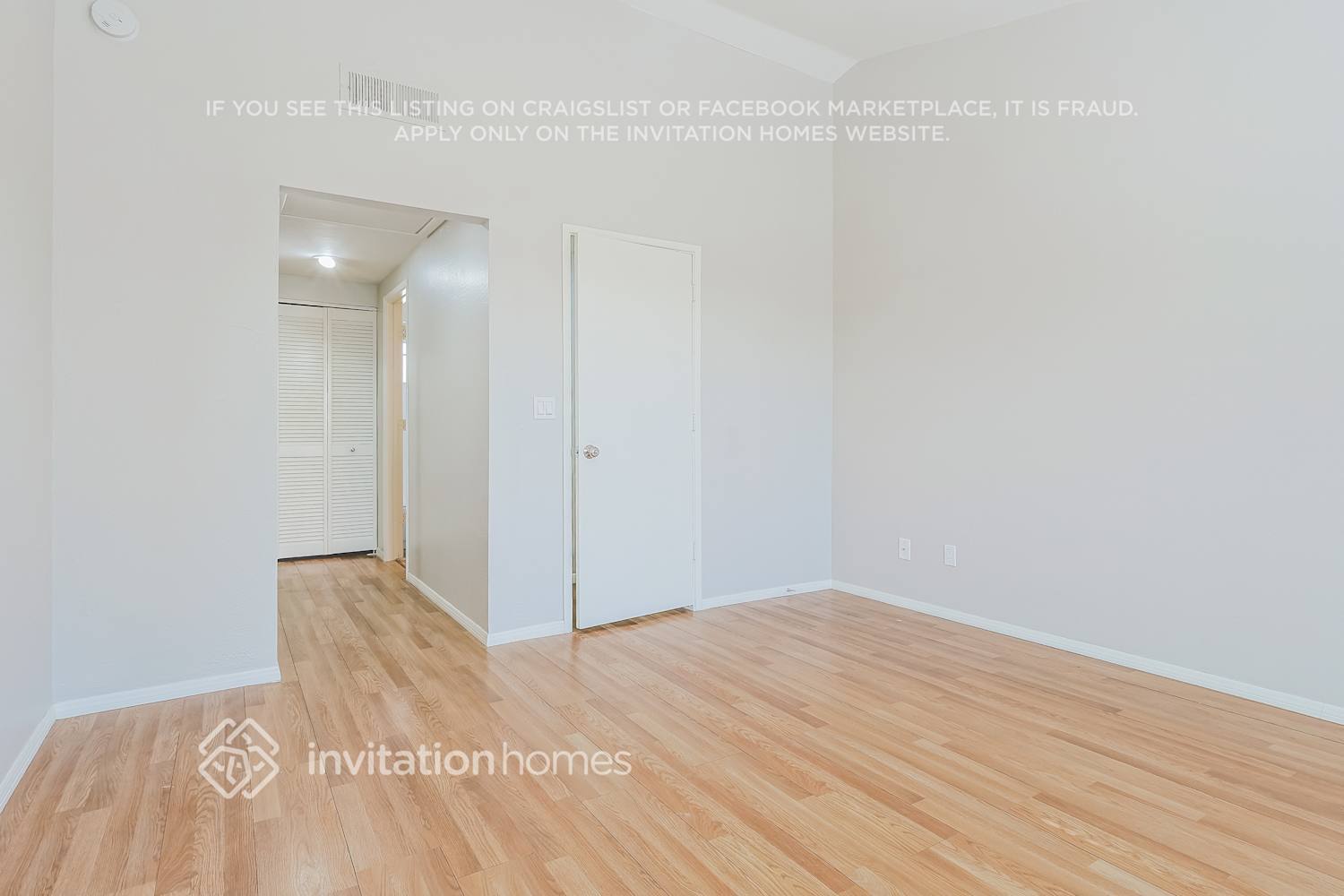 Building Photo - 5829 S 42nd St