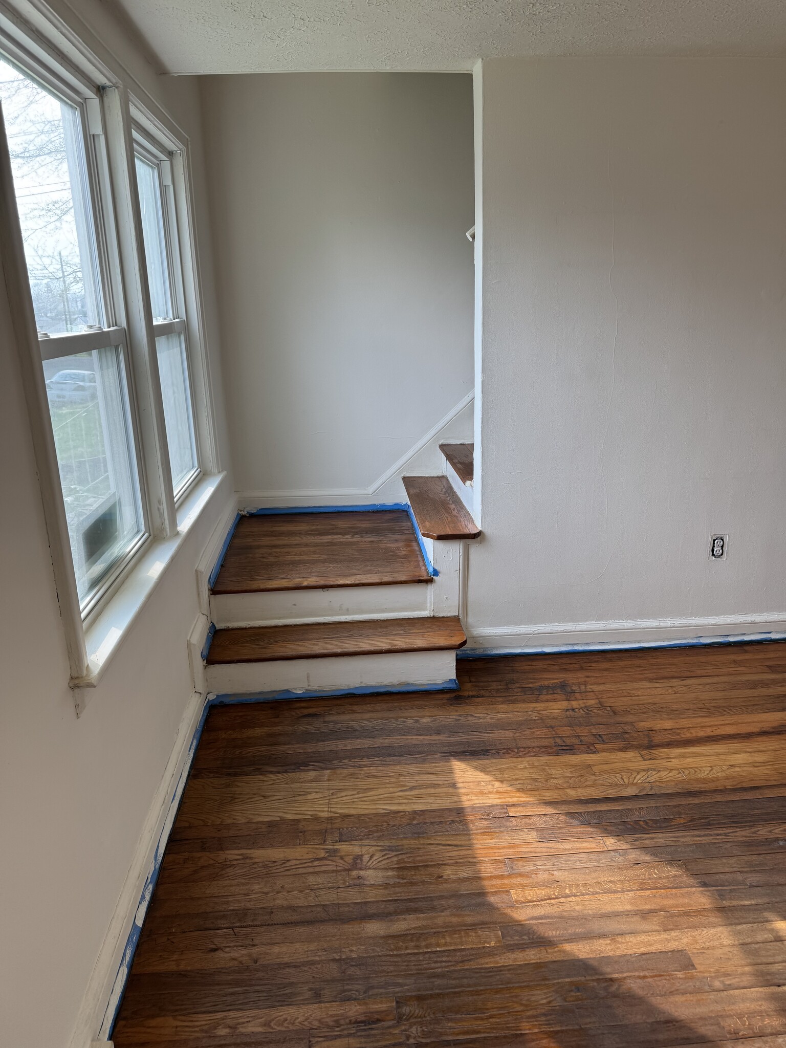 Building Photo - 210 Seward Ave