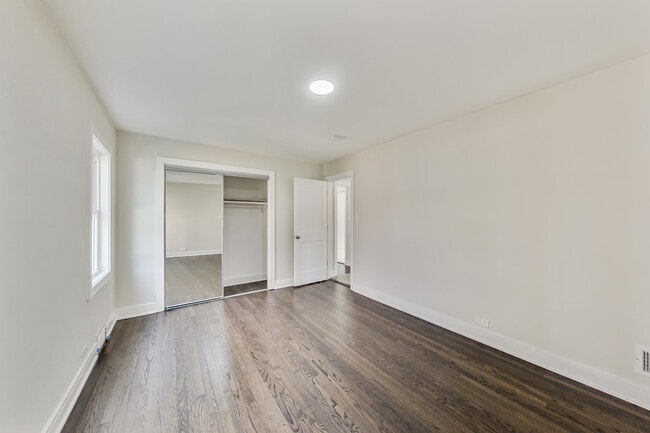 Building Photo - 4821 Crain St