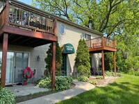 Building Photo - 5864 Shaw St