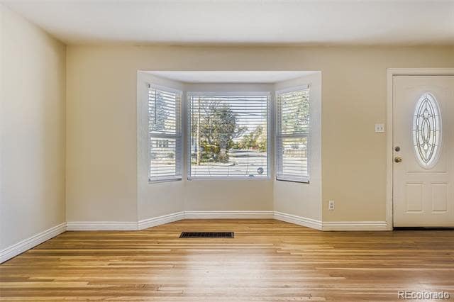 Building Photo - 1300 S Holly St