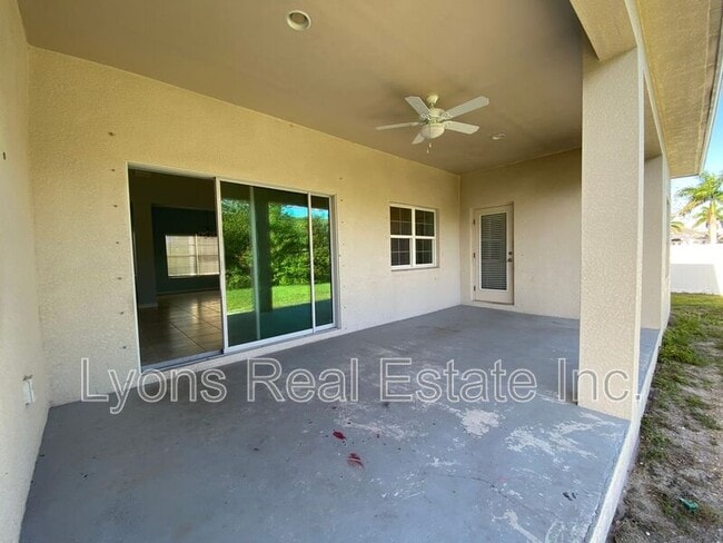 Building Photo - 18235 Eau Gallie Cir