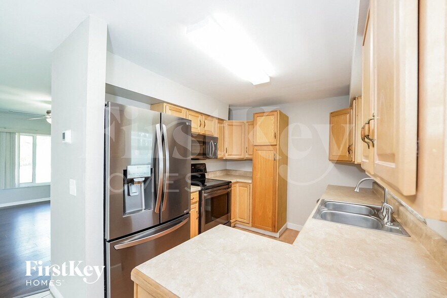 Building Photo - 1304 Wilmette St