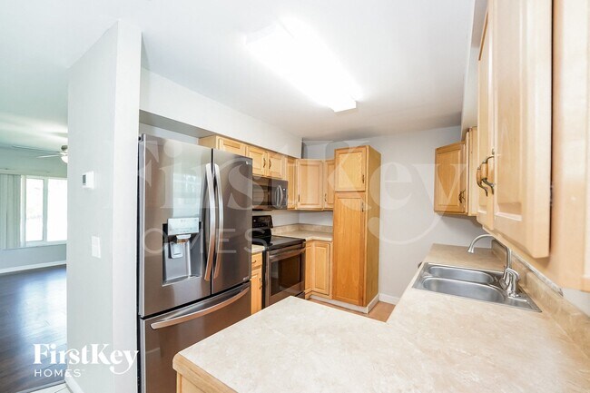 Building Photo - 1304 Wilmette St