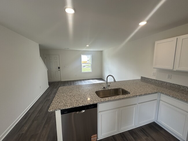 Building Photo - 7024 Peppermill Way