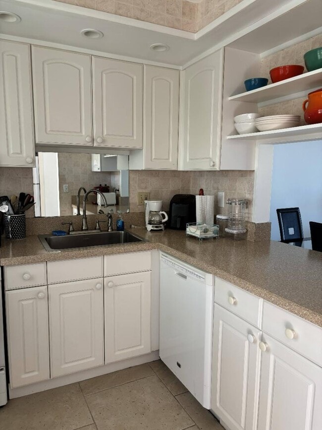 Building Photo - 4330 Falmouth Dr