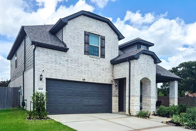 Building Photo - 25737 Damask Dr