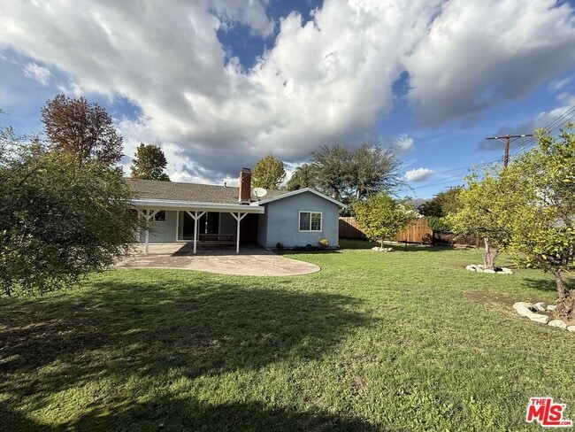 Building Photo - 20224 Kinzie St