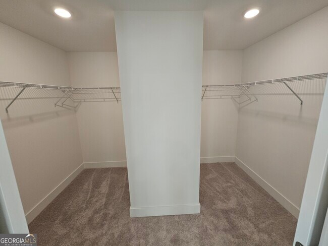 Building Photo - 219 Andalusa Ct