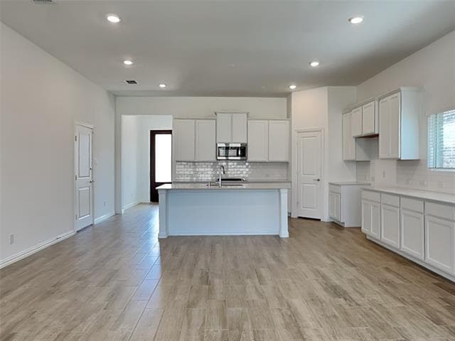 Building Photo - 1812 Roadrunner Dr