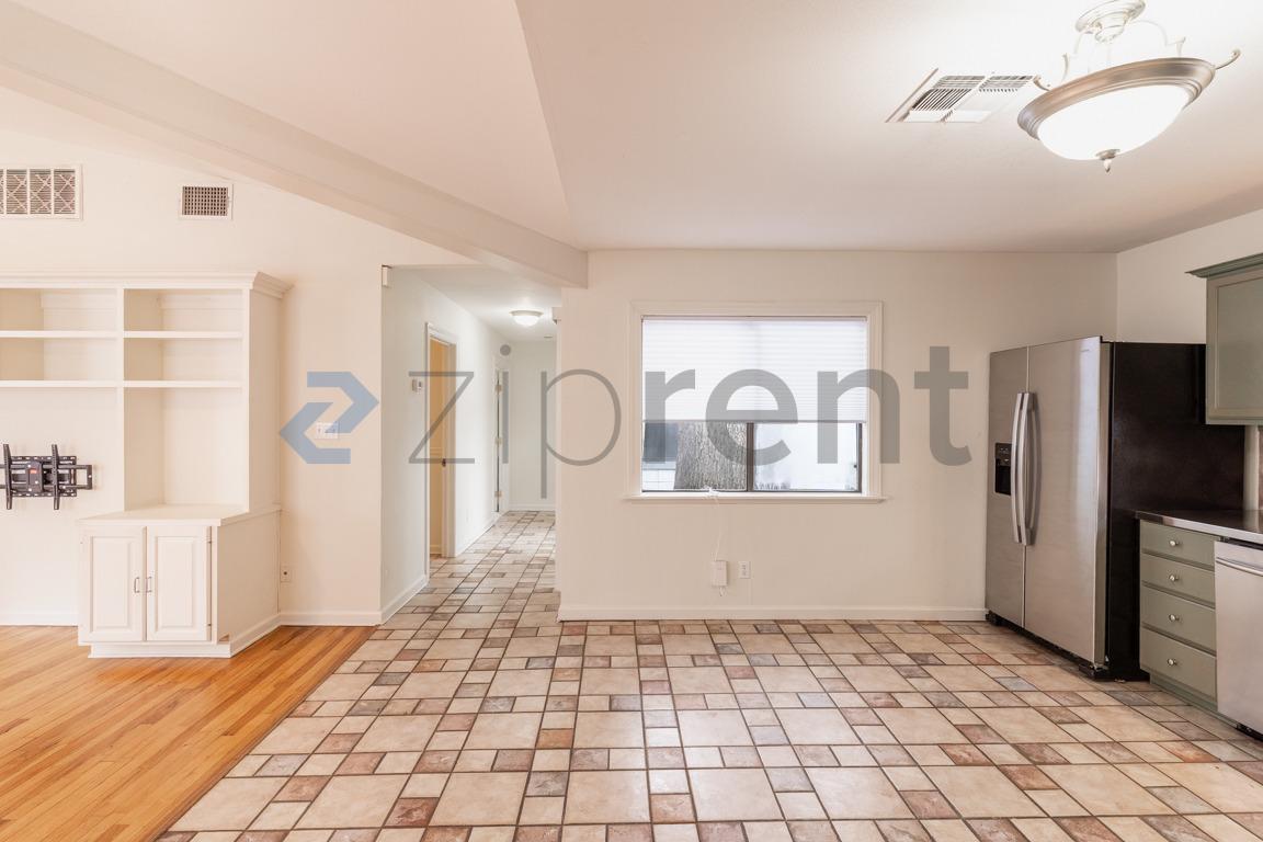 Building Photo - 703 Nelray Blvd