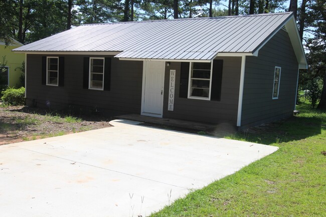 Primary Photo - 2507 Beachview Dr