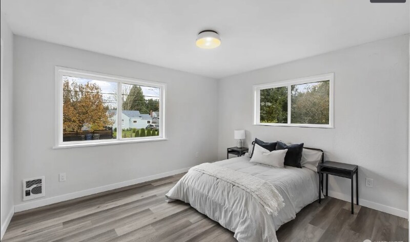 Building Photo - 12860 Occidental Ave S