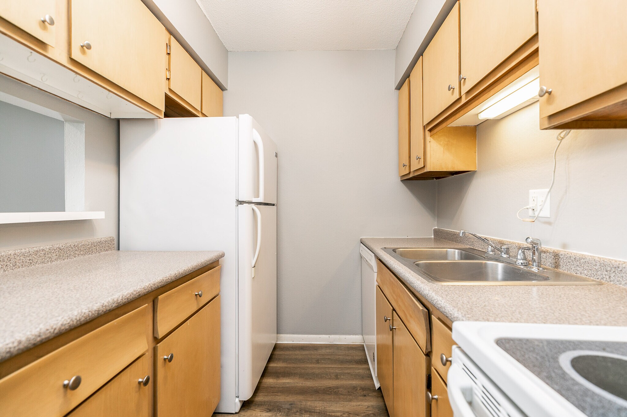Building Photo - 404 21st Avenue Pl