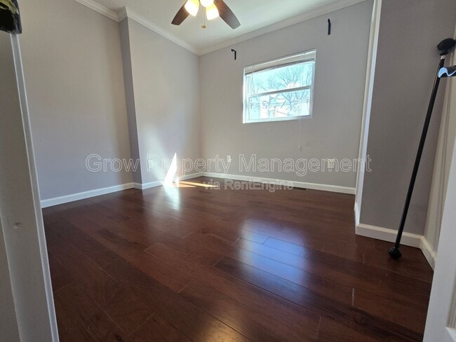 Building Photo - 1649 S Bailey St