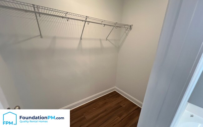 Building Photo - 9978 Messana St