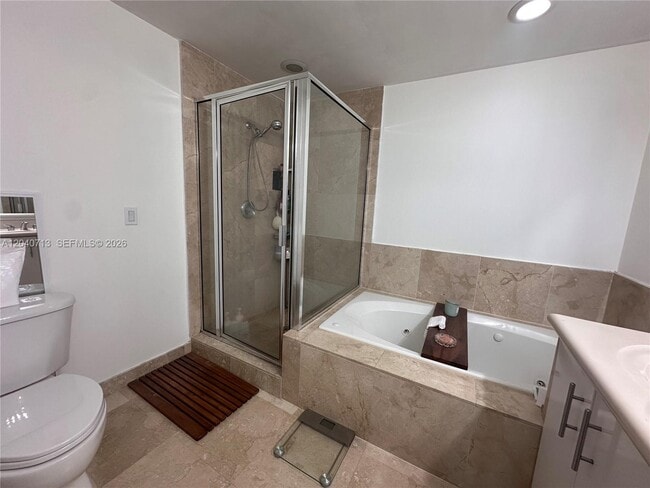 Building Photo - 7900 Harbor Island Dr