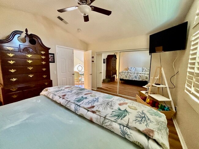 Building Photo - 76923 Turendot St