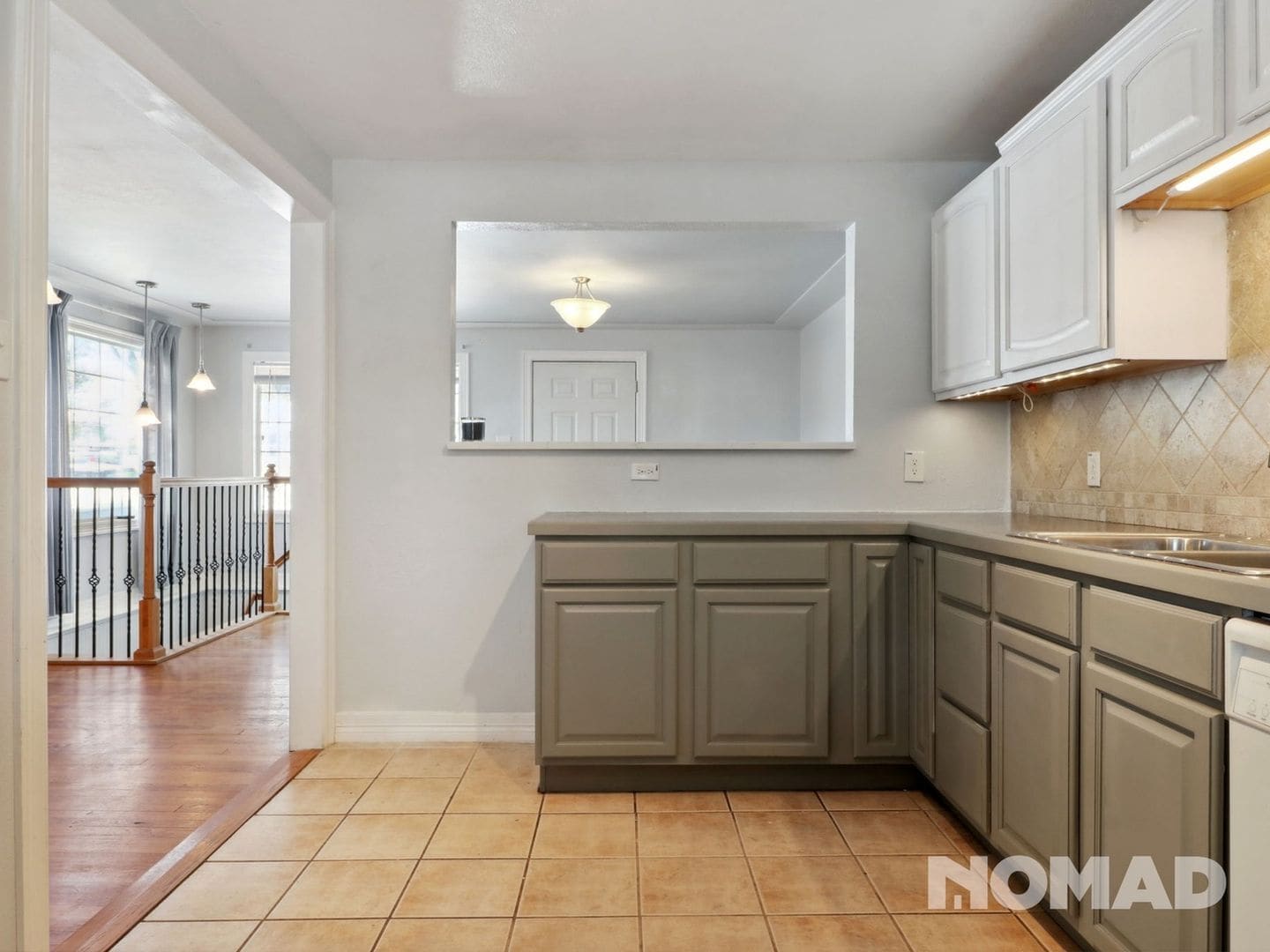 Building Photo - 2712 S Hazel Ct