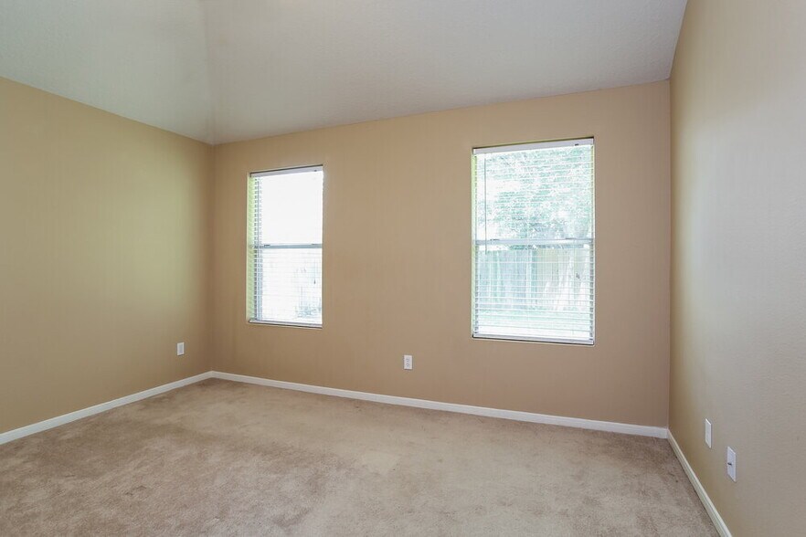 Building Photo - 13230 Firebrick Dr