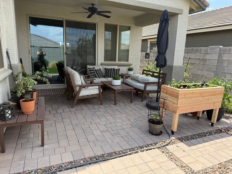 Building Photo - 3552 W Dreamy Draw Dr