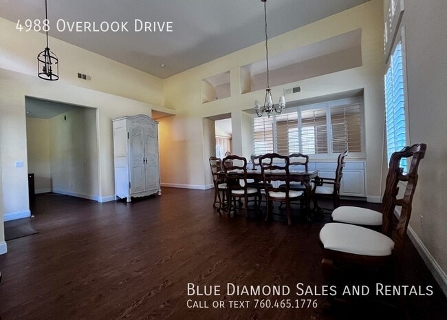 Building Photo - 4988 Overlook Dr