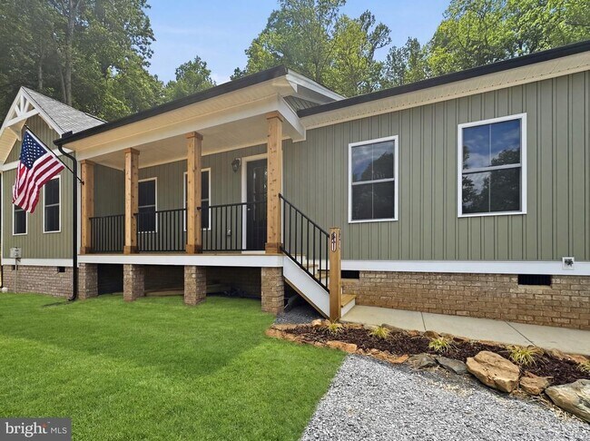Building Photo - 441 High Top Rd
