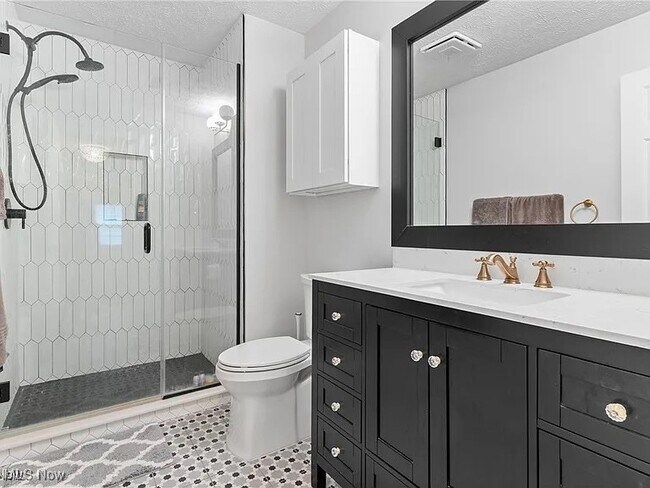 Building Photo - 1316 Cedarwood Dr