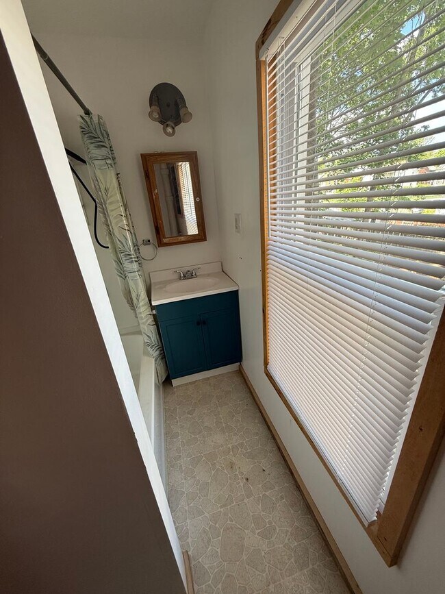 Building Photo - 3 Bedroom 1 Bathroom house in Carlisle PA!
