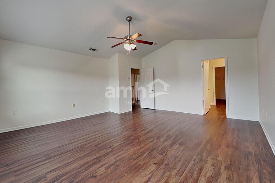 Building Photo - 12838 Settlers Trail Ct
