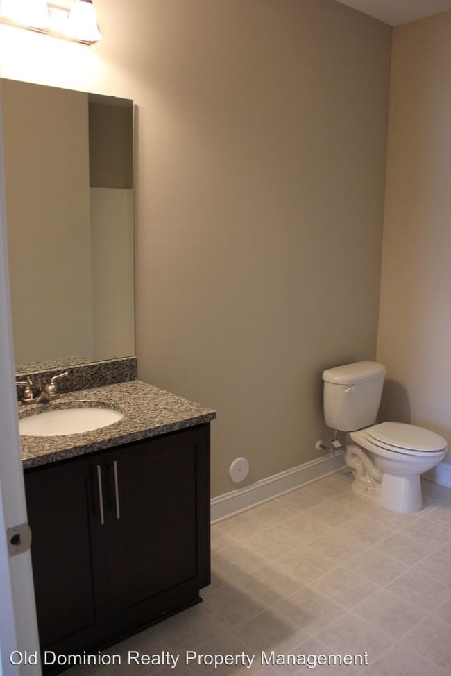 Building Photo - 2 br, 2 bath House - 151 Howard Lane Apt 303