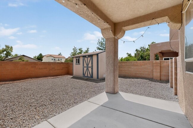 Building Photo - 6512 Los Pueblos Pl NW