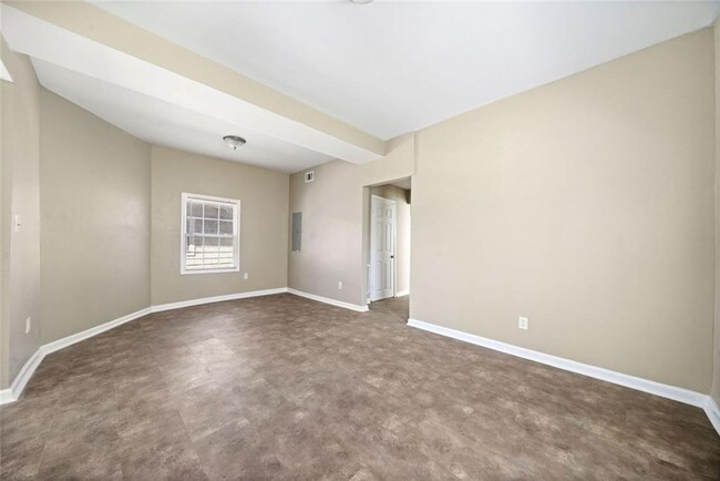 Building Photo - 92 Ormond St SE