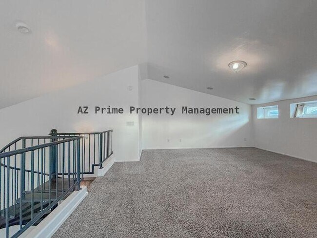 Building Photo - 5719 S 21st Terrace