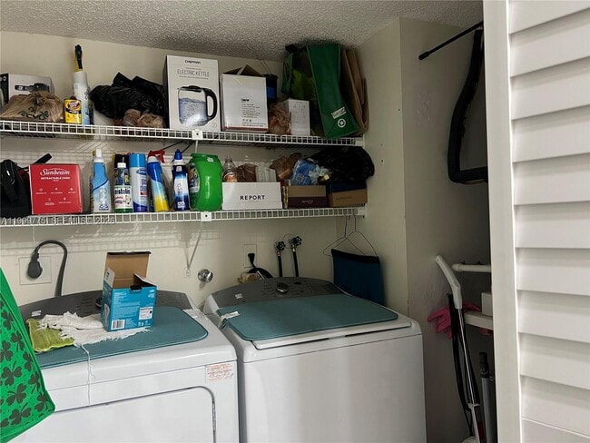 Building Photo - 16500 Golf Club Rd