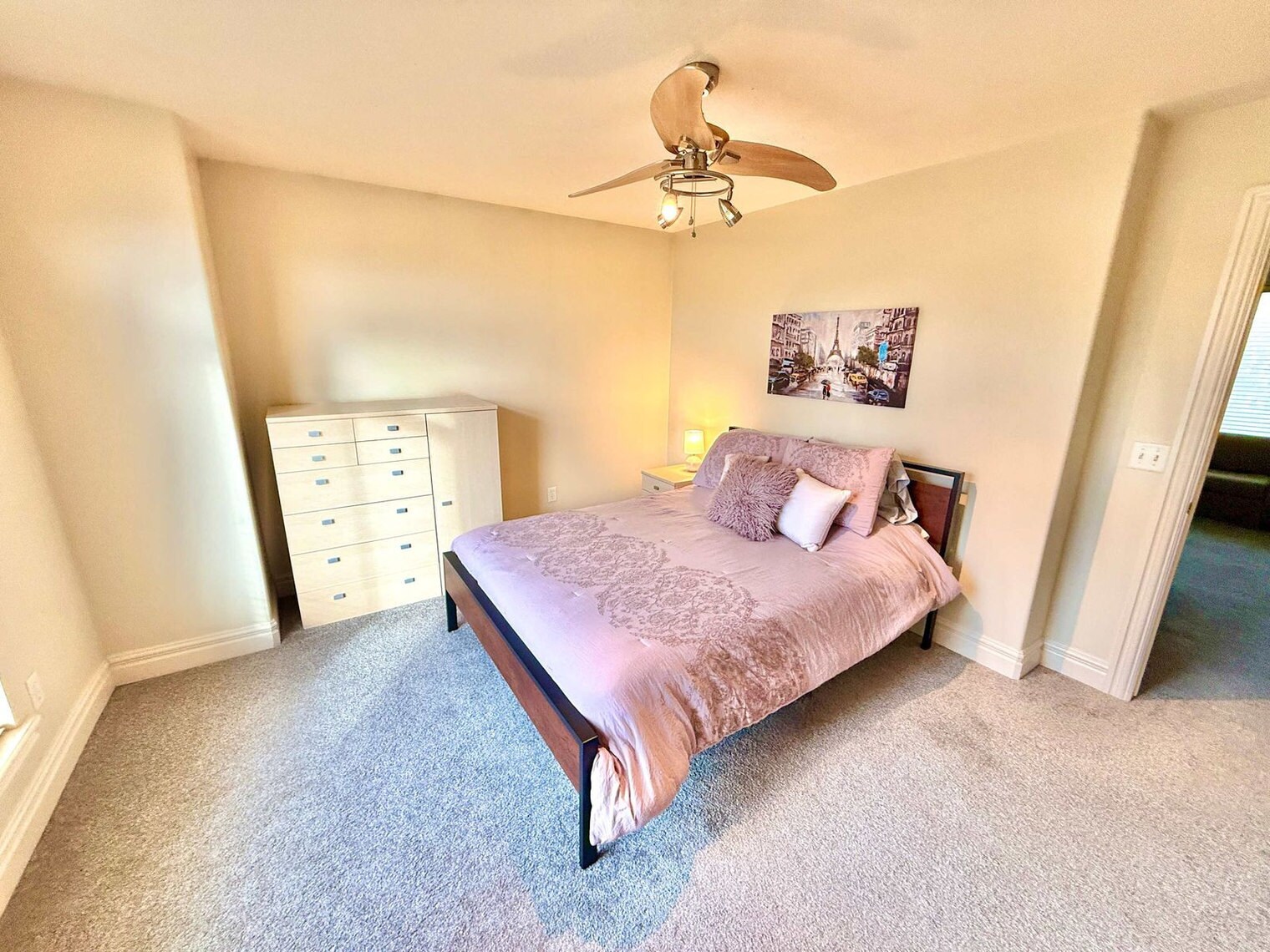 Building Photo - 625 E 200 S