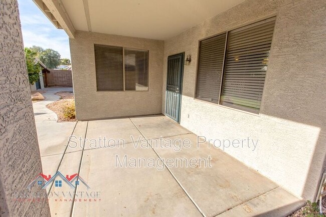 Building Photo - 16627 W McKinley St