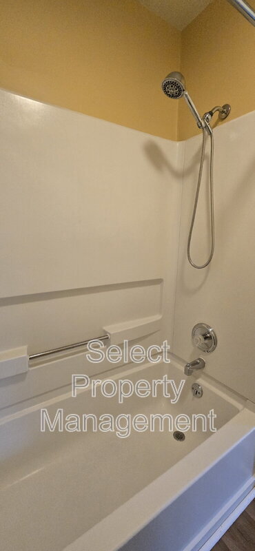 Building Photo - 7608 Bluffton Rd